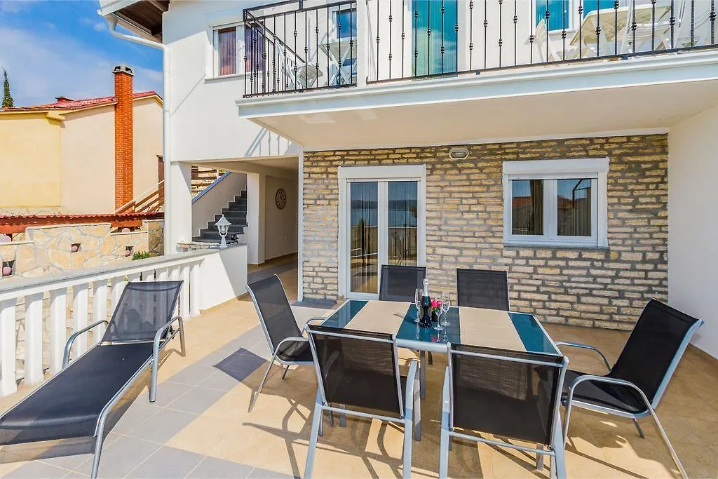 Apartmani Bregovec Maslenica Kroatien