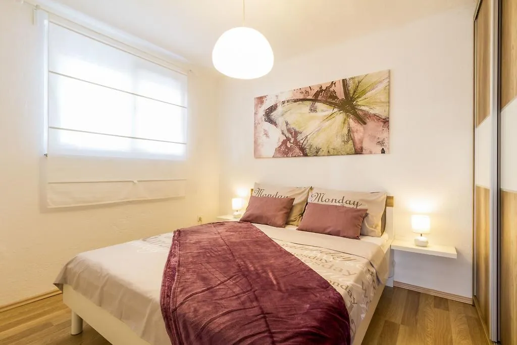 Apartmani Bregovec Maslenica